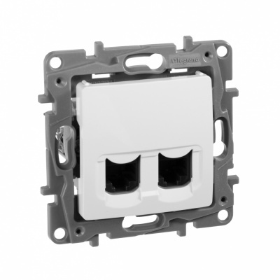 Legrand Etika Белый Розетка компьютерная 2-ая RJ45, категория 5е UTP